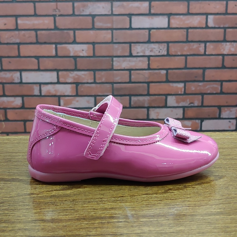Dogi® Girls Raspberry Pink Patent Leather Flats - Picture 2 of 7